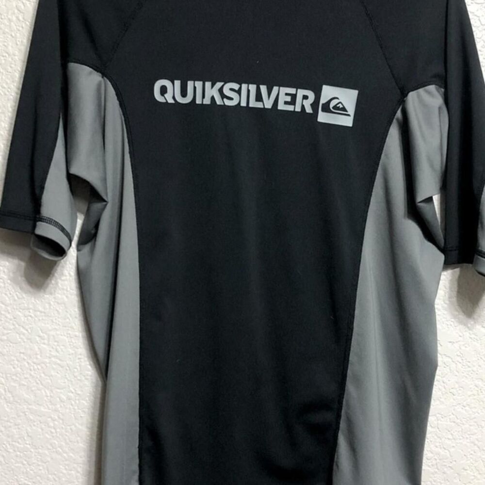 Quiksilver Men's Grey and Black Swim